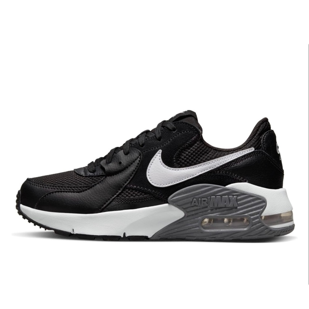 Nike White and Black Athletic Sneakers in excellent condition!